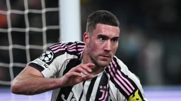 星空体育入口-意媒：DV9今日依旧随尤文合练，明日赛前最后一练将成关键