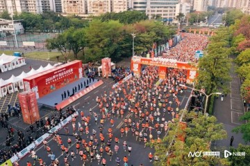 xingkong-2万名跑友燃动全城，清远马拉松赛规模创历史新高