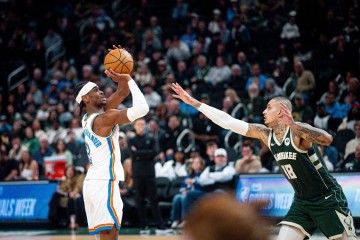 星空体育平台-亚历山大40分7篮板11助攻雷霆擒雄鹿2连胜，字母哥19分14板7助