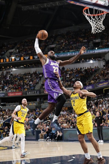 星空体育平台-湖人夏天版图已经写好，新星超级顶薪，老詹回如何选择？|季后赛|东契奇|勒布朗·詹姆斯|里夫斯|首轮_新浪体育_新浪新闻